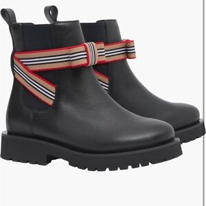 Kids Burberry boots with bow detail
